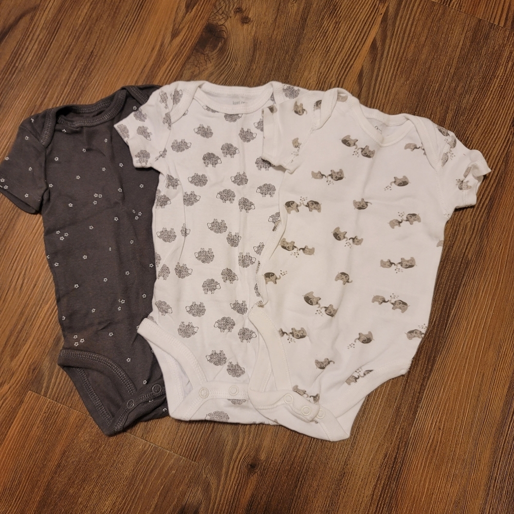 Gender Neutral 0-3m Onesies